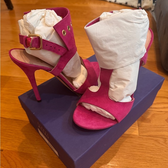 NEW Stuart Weitzman French Cuff Sandals in Geranium Suede - Size 9.5 - Picture 7 of 9